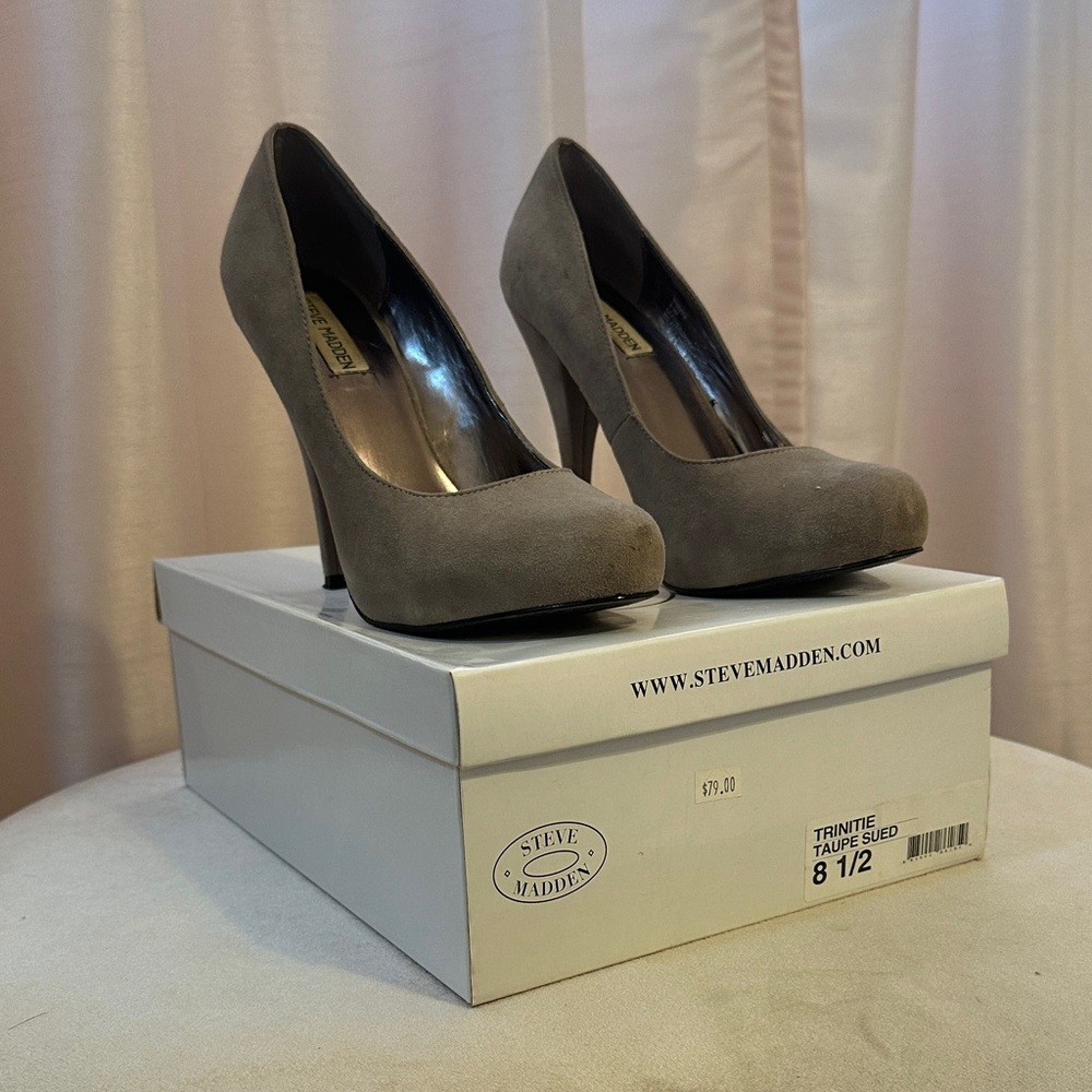 Steve Madden Taupe Suede Heels